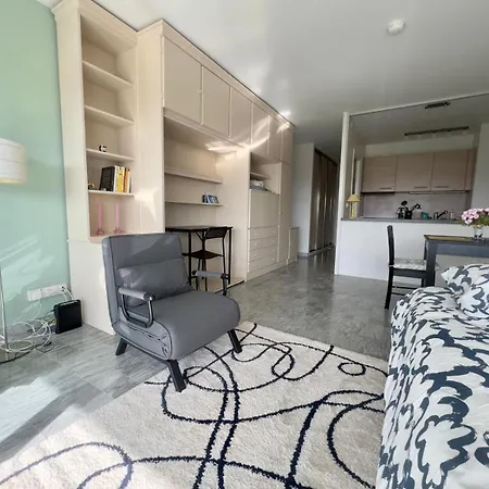 Beau Proche Des Plages Piscine Apartment *