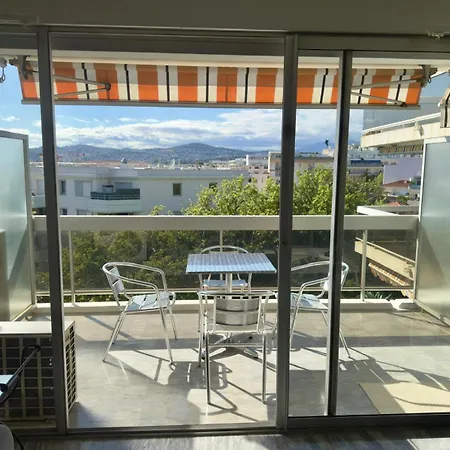 Appartement Beau Proche Des Plages Piscine Cogolin
